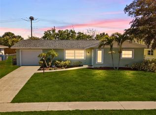 6725 Roxbury Dr, Sarasota, FL 34231