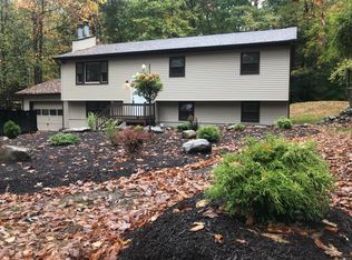 298 Clubhouse Dr, East Stroudsburg, PA