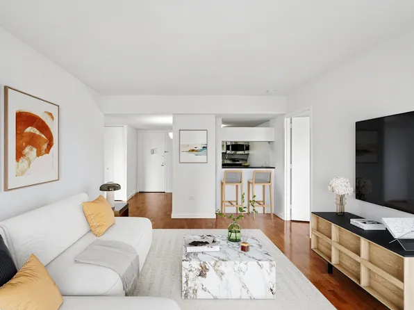 189 West 89th Street image 1 of 13