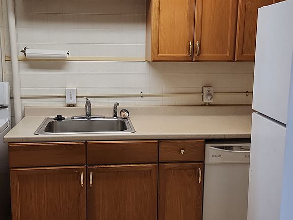 5th image of 2106 Saint Paul St #3R