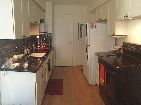 Kitchen + ALL Appliances