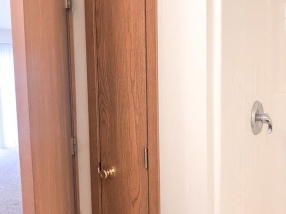 4th image of 4526 Hartzell Ln #3