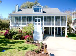 113 Beachview Dr, Pass Christian, MS 39571