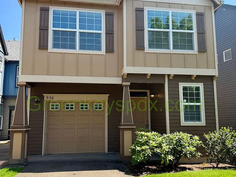 936 SE Elina Ave — Photo 28