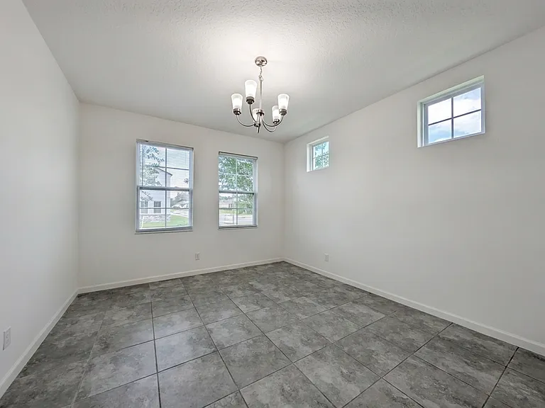 2275 Abilia Aly — Photo 6