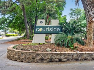 15 Deallyon Ave APT 67, Hilton Head Island, SC 29928