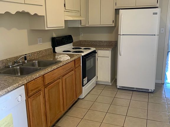 4th image of 163A Pelham Dr