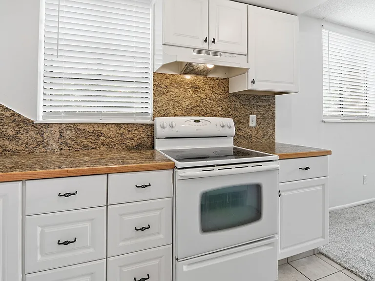 12450 E Cornell Ave #103 — Photo 10