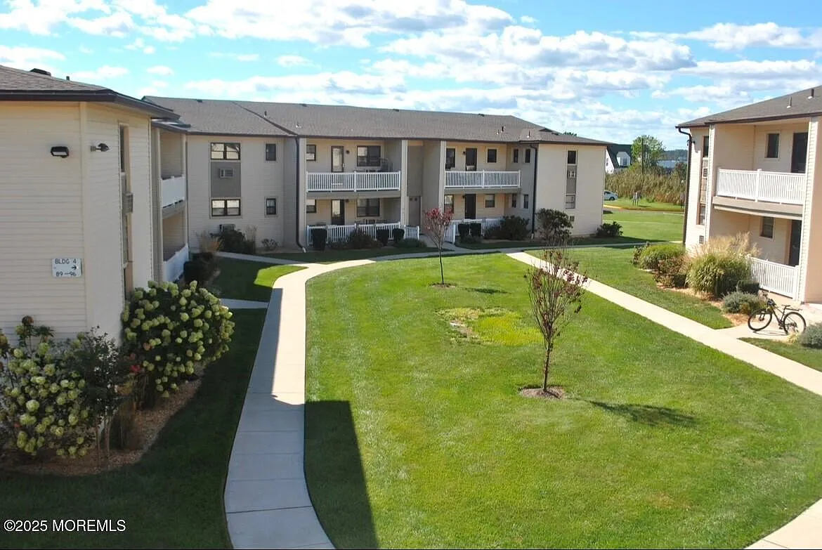 34 Wharfside Dr photo 1