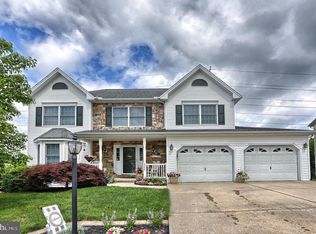 6568 New Providence Dr, Harrisburg, PA 17111