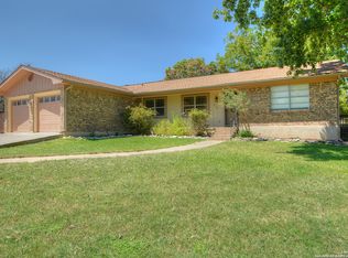 416 Valley, Kerrville, TX 78028