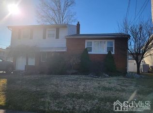 55 Roosevelt Ave, Colonia, NJ