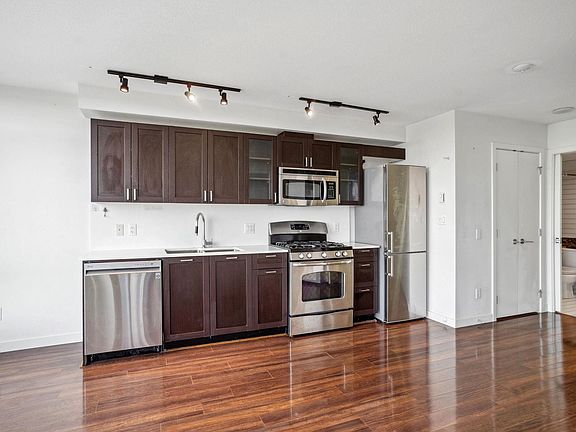 5th image of 4815 Eldorado Mews #810