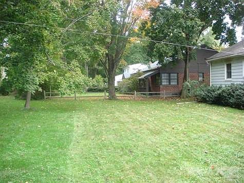 4th image of 11 Drury Ln