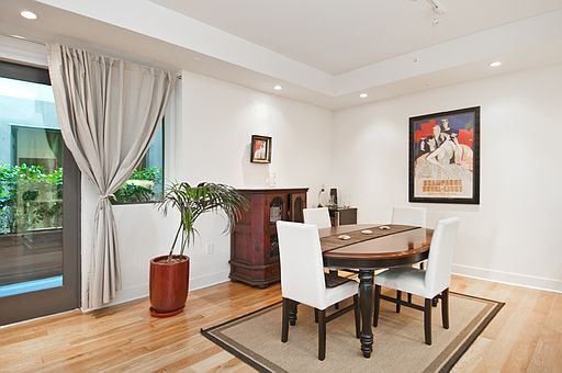 3rd image of 550 18th St APT 306