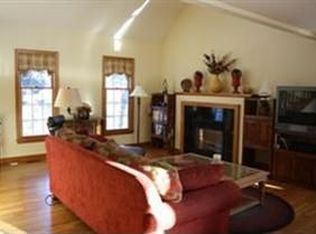 10 Richard Ln, Eastham, MA 02642