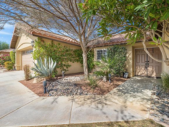 5th image of 43755 Milan Ct
