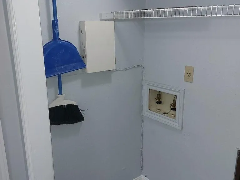 1846 Hollister St #6 — Photo 9