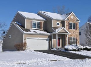 1369 Summersweet Cir, Lewis Center, OH 43035