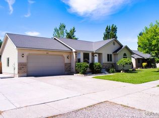 3600 E Hyrum Dr, Idaho Falls, ID 83401
