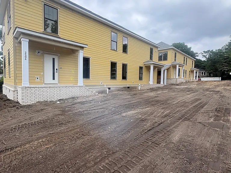 2462 Millwood Ave #2 — Photo 9