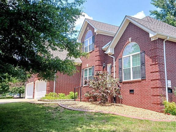 3rd image of 5008 Claude Dr