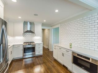 278 Hill N Dale Rd, Lexington, KY 40503