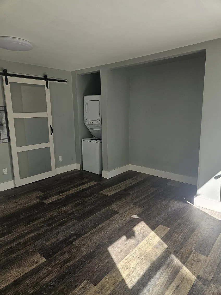 Studio, 565 sqft, $1,000 — Photo 4