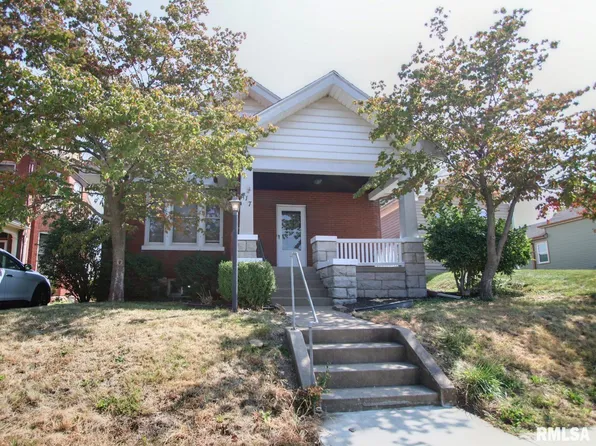 717 S 12th St, Quincy, IL 62301