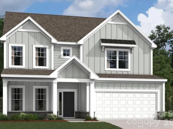 618 Downshire Rd NW, Concord, NC 28027