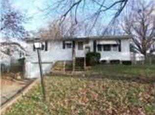 213 Woods Ave, Excelsior Springs, MO 64024