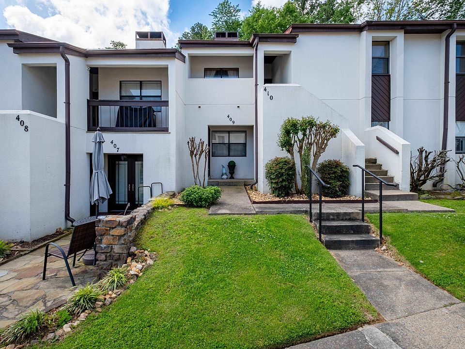 1st image of 301 Kings Row Dr APT 409