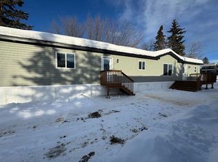 816 W 5th Ave, Beaverlodge, AB T0H0C0