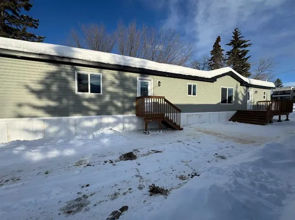 816 W 5th Ave, Beaverlodge, AB T0H 0C0