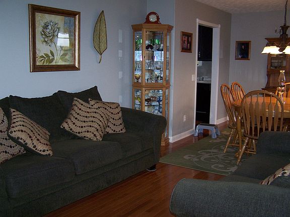 Formal Dining/Living Room