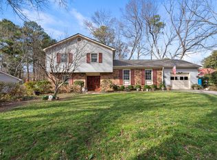5209 Fireside Dr, Raleigh, NC 27609