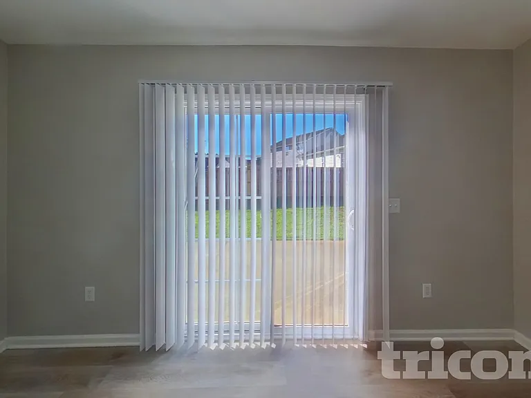 519 Barn Swallow Dr — Photo 5