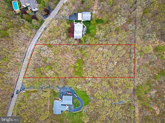2nd image of 0 W Prospect Park Dr