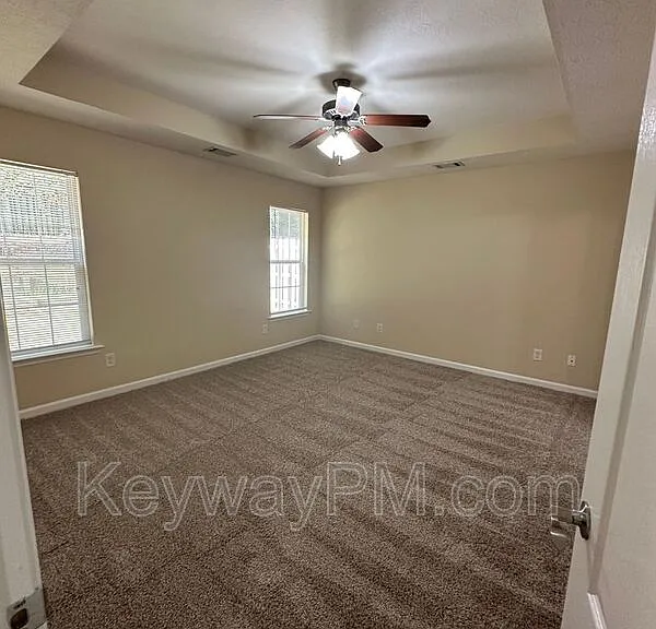 2136 Sylvan Lake Dr — Photo 18