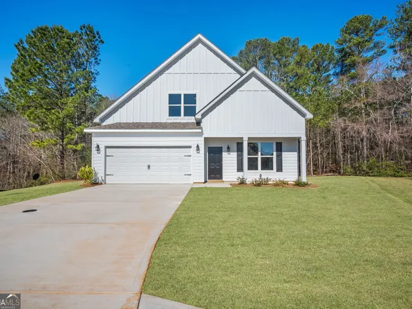 105 Creekside Knl, Grantville, GA 30220