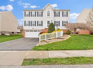 225 Chinkapin Dr, Natrona Heights, PA