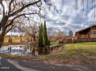 10805 Summitview Ext, Yakima, WA 98908