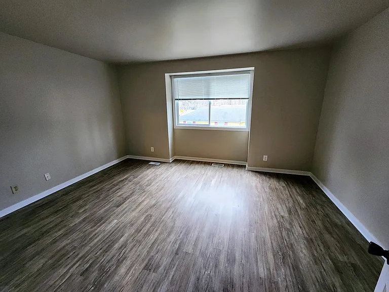 112 S Jackson Blvd — Photo 18
