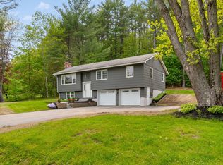 56 Cedarwood Rd, Auburn, ME 04210