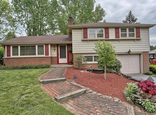 119 Bayberry Dr, Lancaster, PA 17603