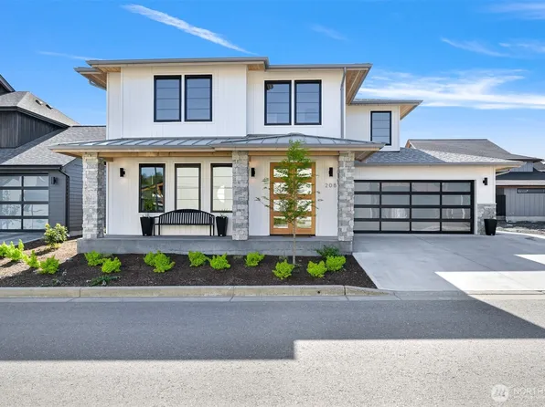 208 Riverwalk Drive, Lynden, WA 98264