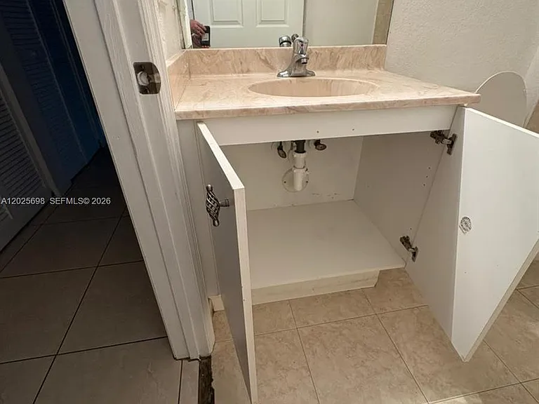 117 SE 3rd Ave #7 — Photo 11
