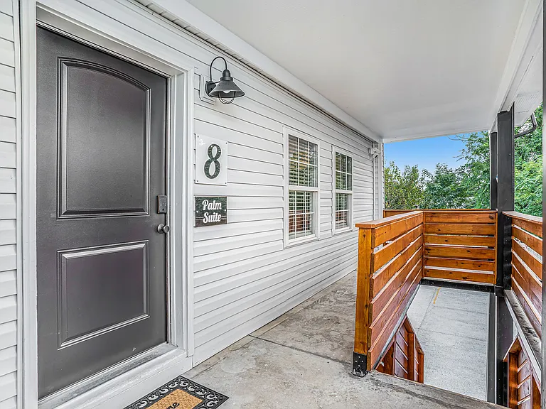 1075 W Ocean View Ave — Photo 18