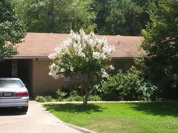 2nd image of 730 N 11th St