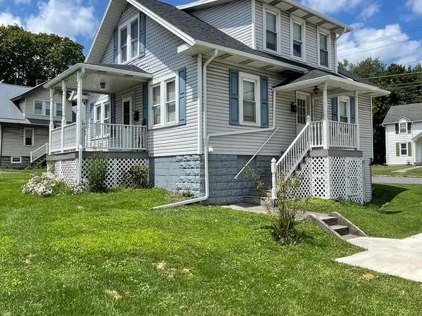 711 Rowena Dr, Ebensburg, PA 15931